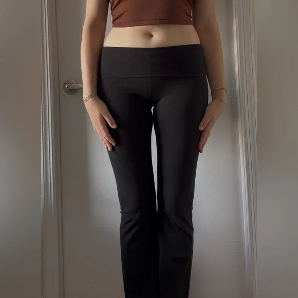 Low/Mid Rise Victoria's Secret Black flare Leggings with Wing fold over- LONG!! - Picture 3 of 4